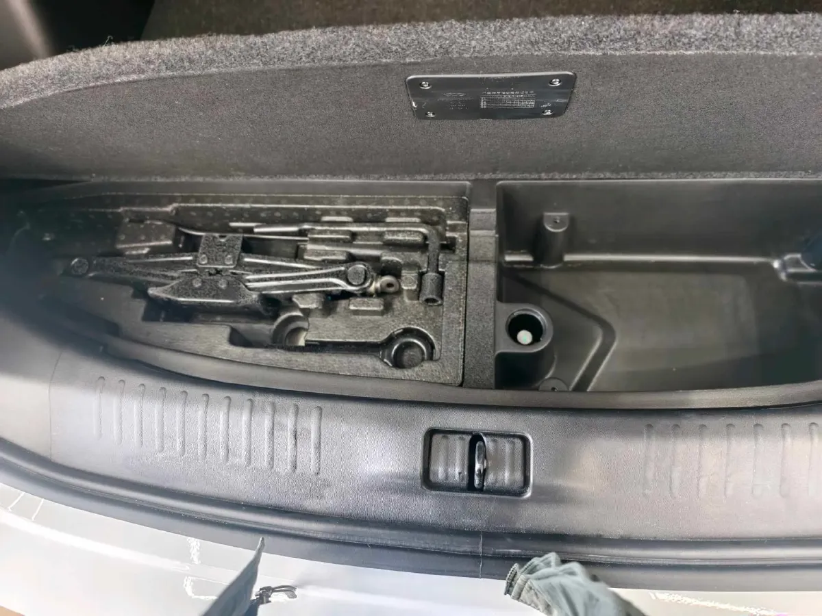 2021 Jetour X70 Plus 1.5T 156HP L4 6DCT,autocango,china used car exporter,china ev exporter,chinese used car exporter,chinese used ev exporter