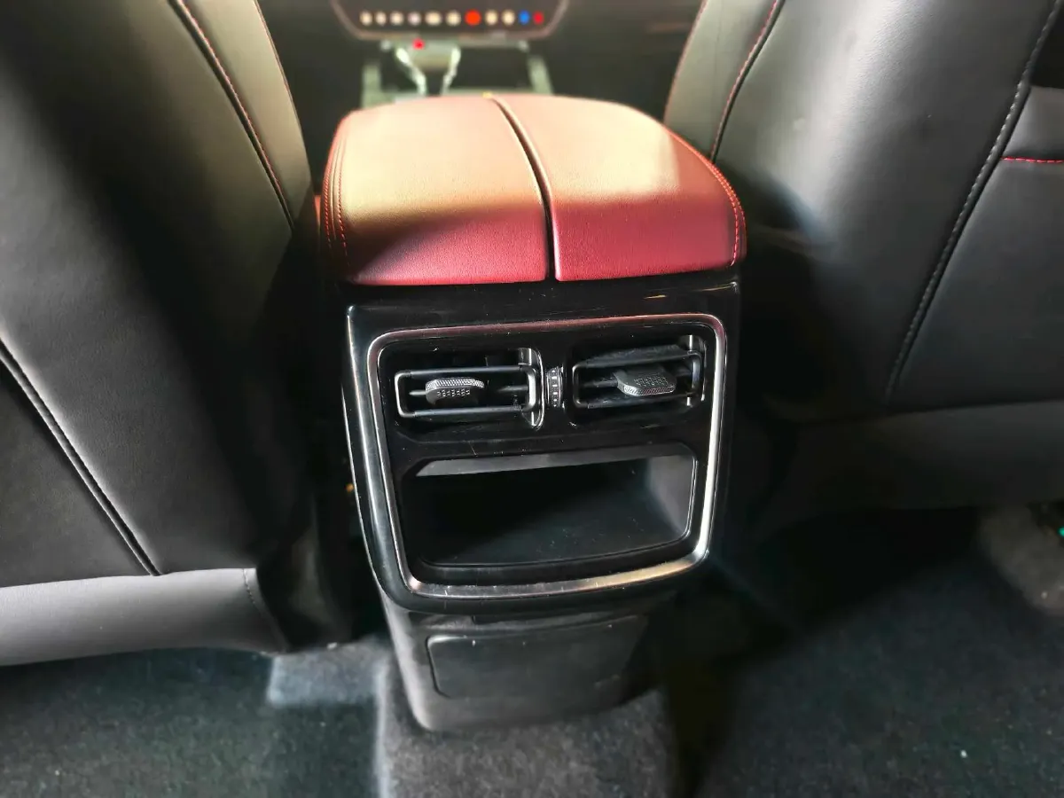 2021 Jetour X70 Plus 1.5T 156HP L4 6DCT,autocango,china used car exporter,china ev exporter,chinese used car exporter,chinese used ev exporter