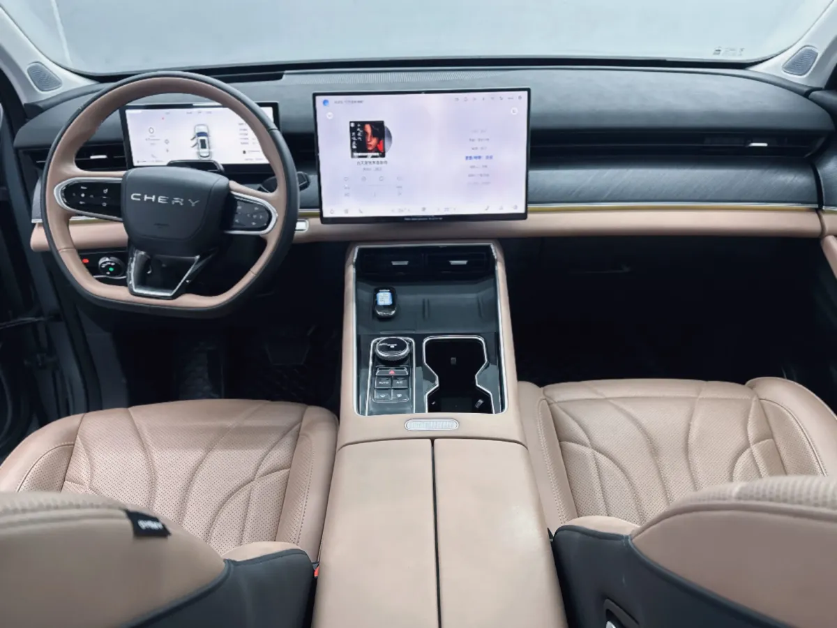 2024 Chery Tiggo8L 2.0T 254HP L4 8AT,autocango,china used car exporter,china ev exporter,chinese used car exporter,chinese used ev exporter