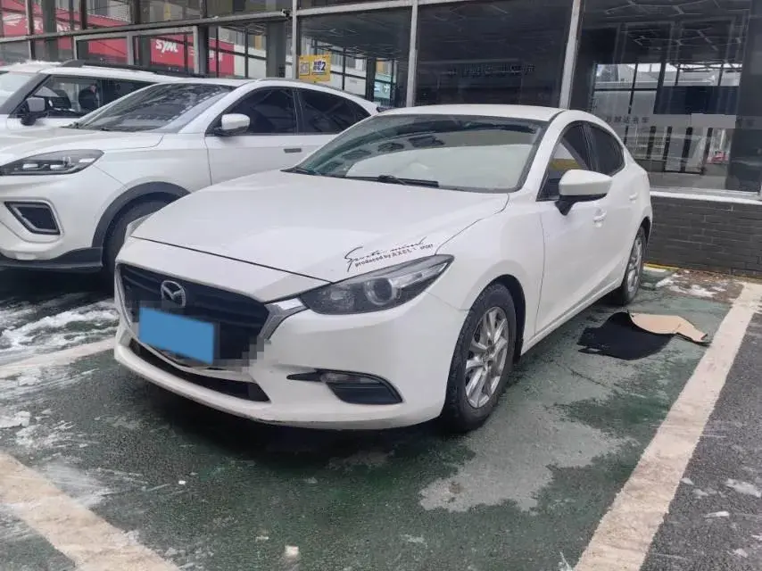 2017 Mazda 3 Axela 1.5L 117HP L4 6AT