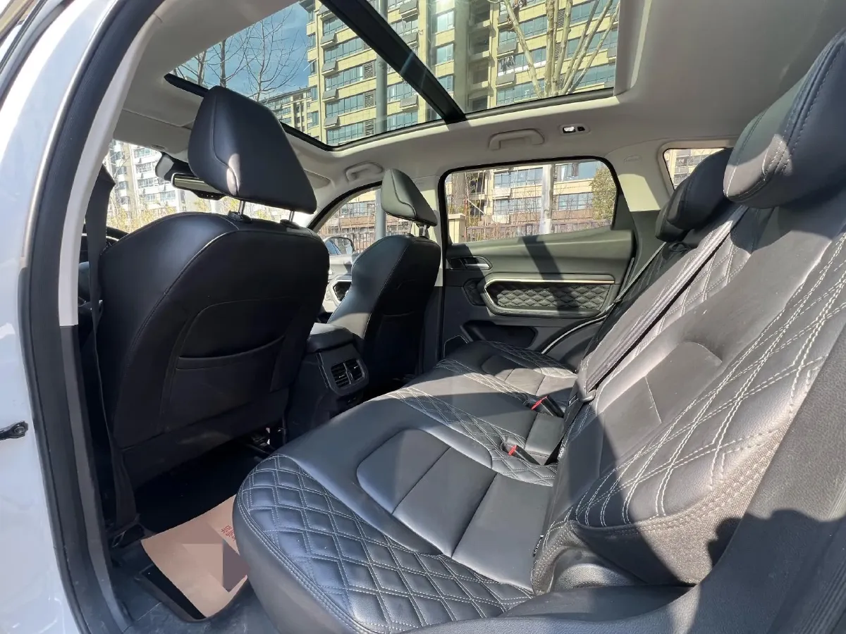 2021 Haval H6 1.5T 169HP L4 7DCT,autocango,china used car exporter,china ev exporter,chinese used car exporter,chinese used ev exporter