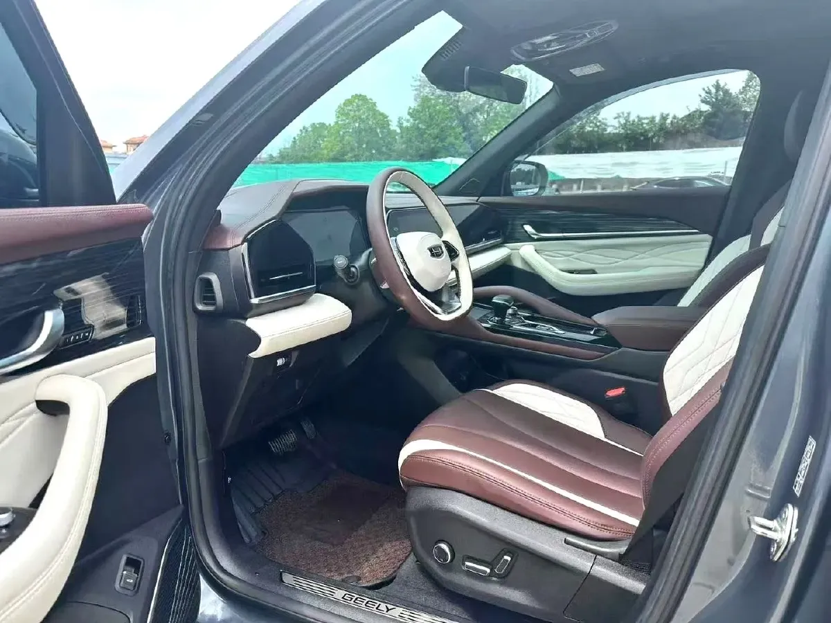 2024 Geely Monjaro 2.0T 238HP L4 8AT,autocango,china used car exporter,china ev exporter,chinese used car exporter,chinese used ev exporter