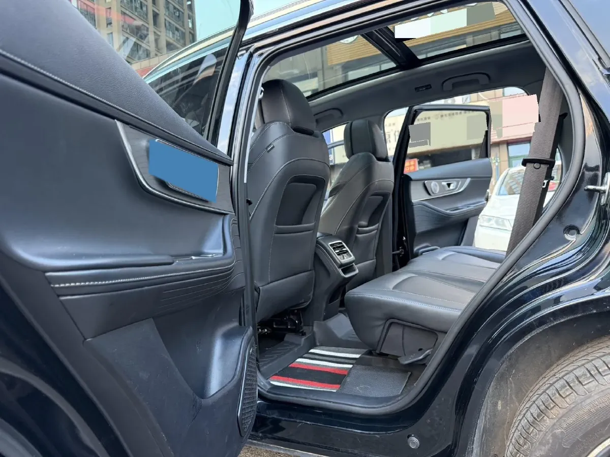 2022 Chery Tiggo 8 PRO 1.6T 197HP L4 7DCT,autocango,china used car exporter,china ev exporter,chinese used car exporter,chinese used ev exporter