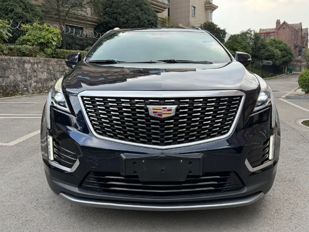 2020 Cadillac XT5 2.0T 237HP L4 9AT,autocango,china used car exporter,china ev exporter,chinese used car exporter,chinese used ev exporter