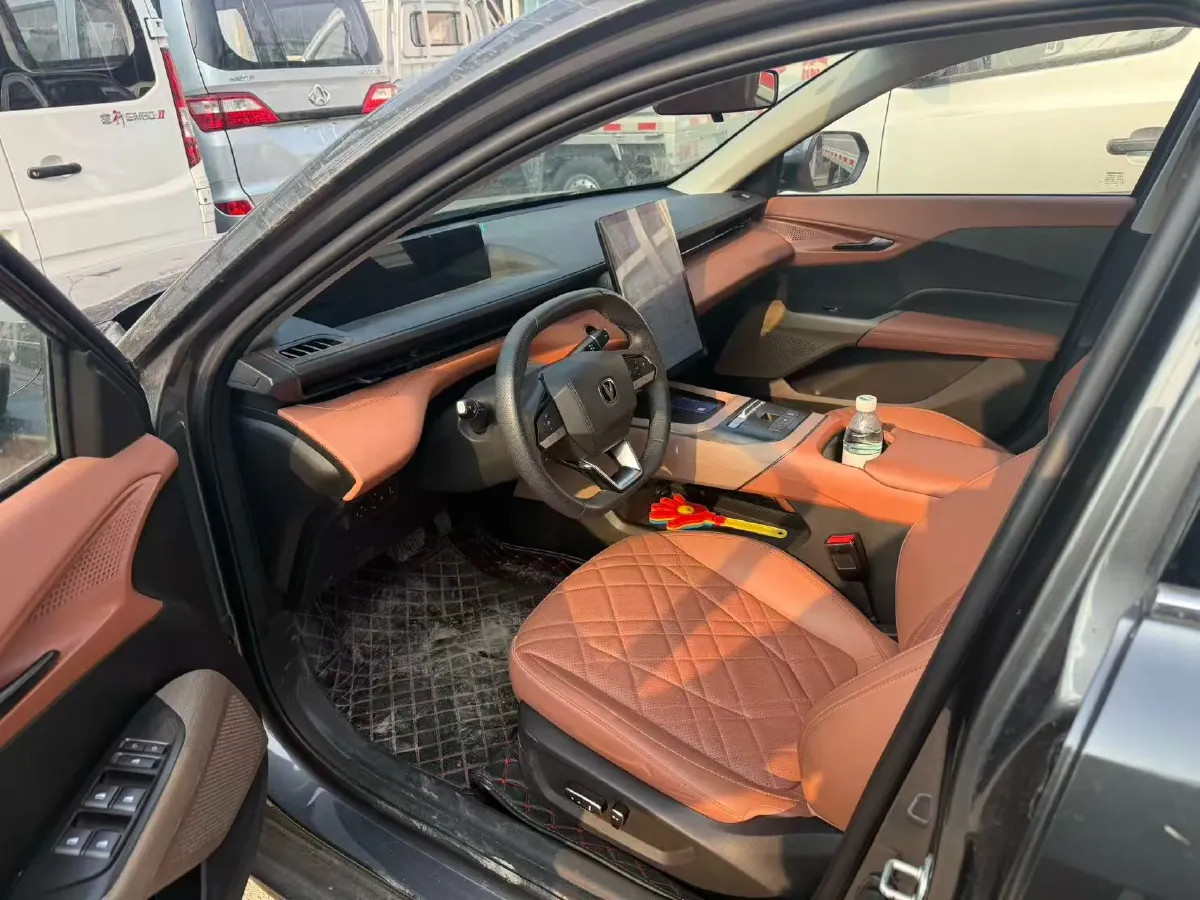 2025 ChangAn Eado 1.5T 192HP L4 7DCT,autocango,china used car exporter,china ev exporter,chinese used car exporter,chinese used ev exporter