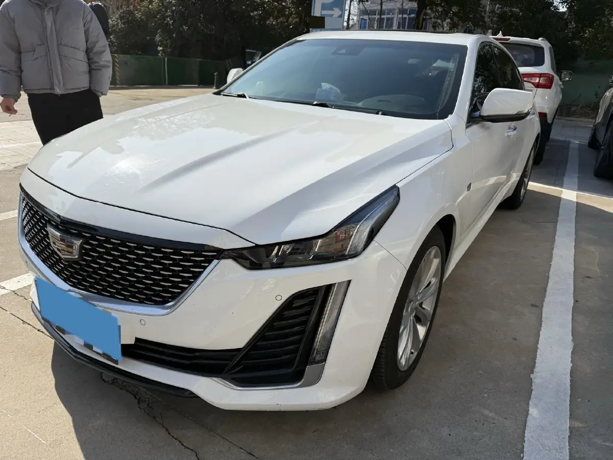 2020 Cadillac CT5 2.0T 237HP L4 10AT