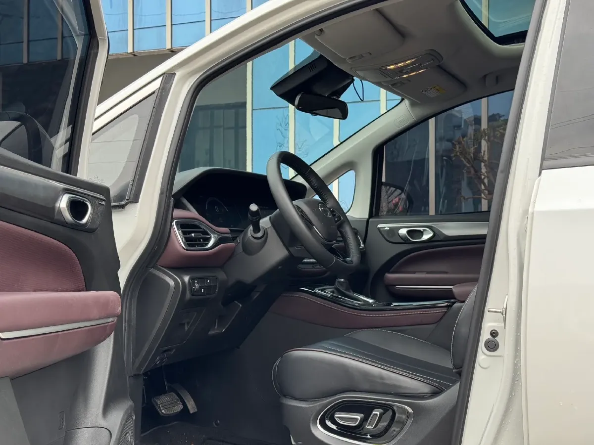 2023 GAC Trumpchi M6 1.5T 177HP L4 7DCT,autocango,china used car exporter,china ev exporter,chinese used car exporter,chinese used ev exporter