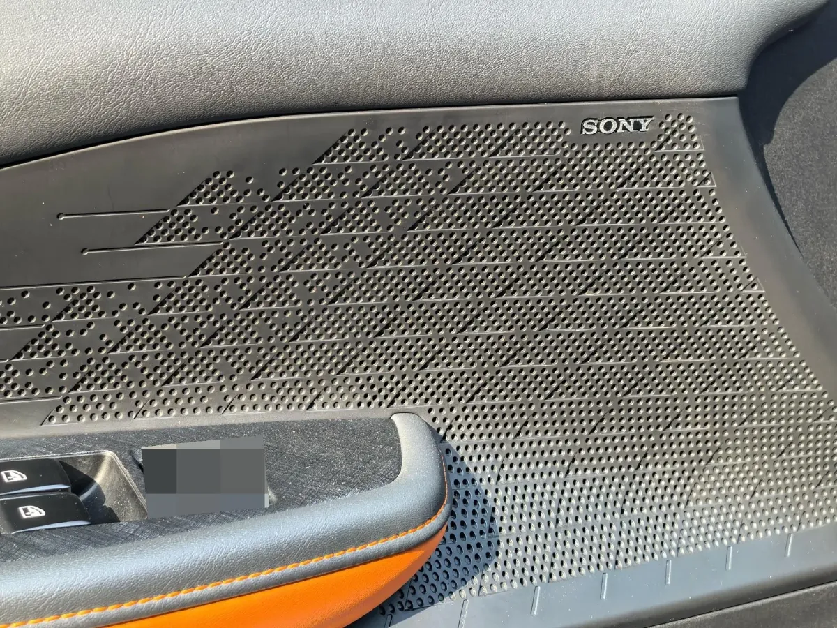 2023 ChangAn UNI-V 1.5T 188HP L4 7DCT,autocango,china used car exporter,china ev exporter,chinese used car exporter,chinese used ev exporter