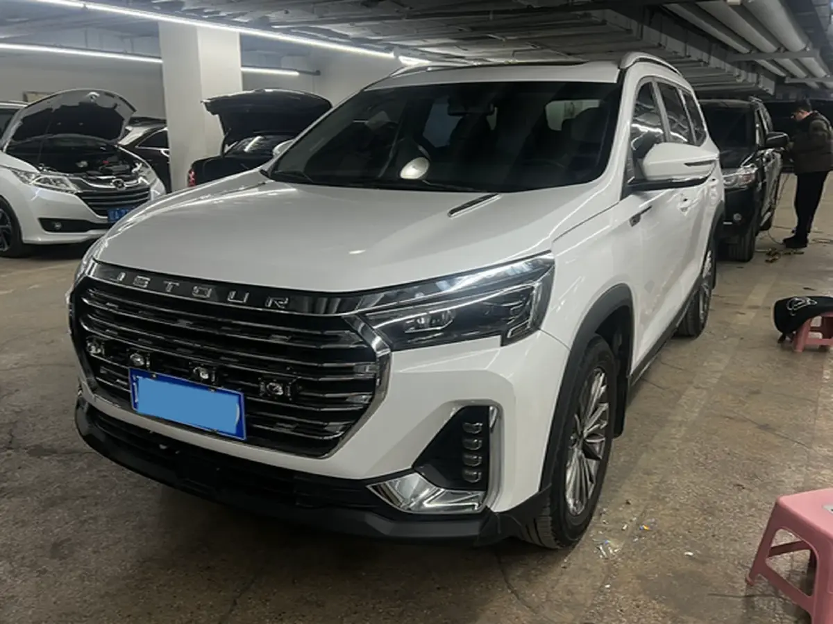 2023 Jetour X90 Plus 1.5T 156HP L4 6MT