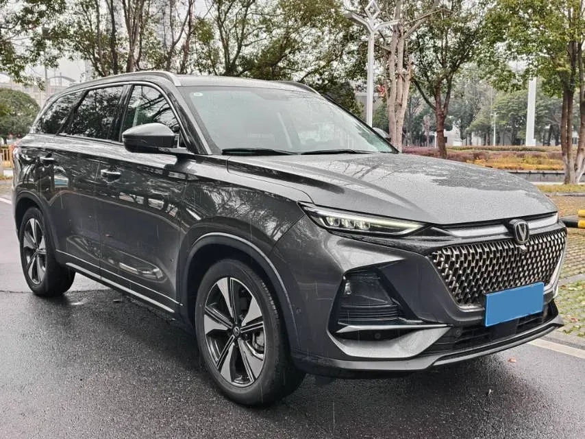 2024 ChangAn X7 PLUS 1.5T 188HP L4 7DCT,autocango,china used car exporter,china ev exporter,chinese used car exporter,chinese used ev exporter
