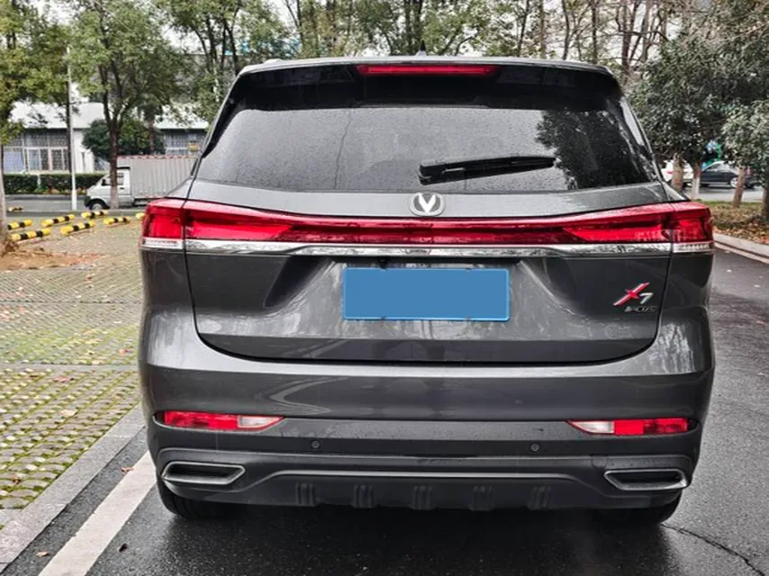 2024 ChangAn X7 PLUS 1.5T 188HP L4 7DCT,autocango,china used car exporter,china ev exporter,chinese used car exporter,chinese used ev exporter