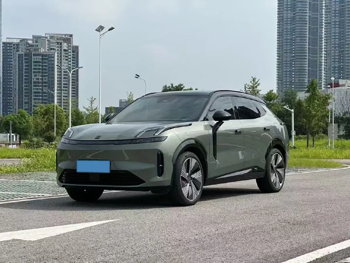 2023 LYNK&CO 08 EM-P 1.5T 163HP L4 3DHT PHEV 39.8KWH