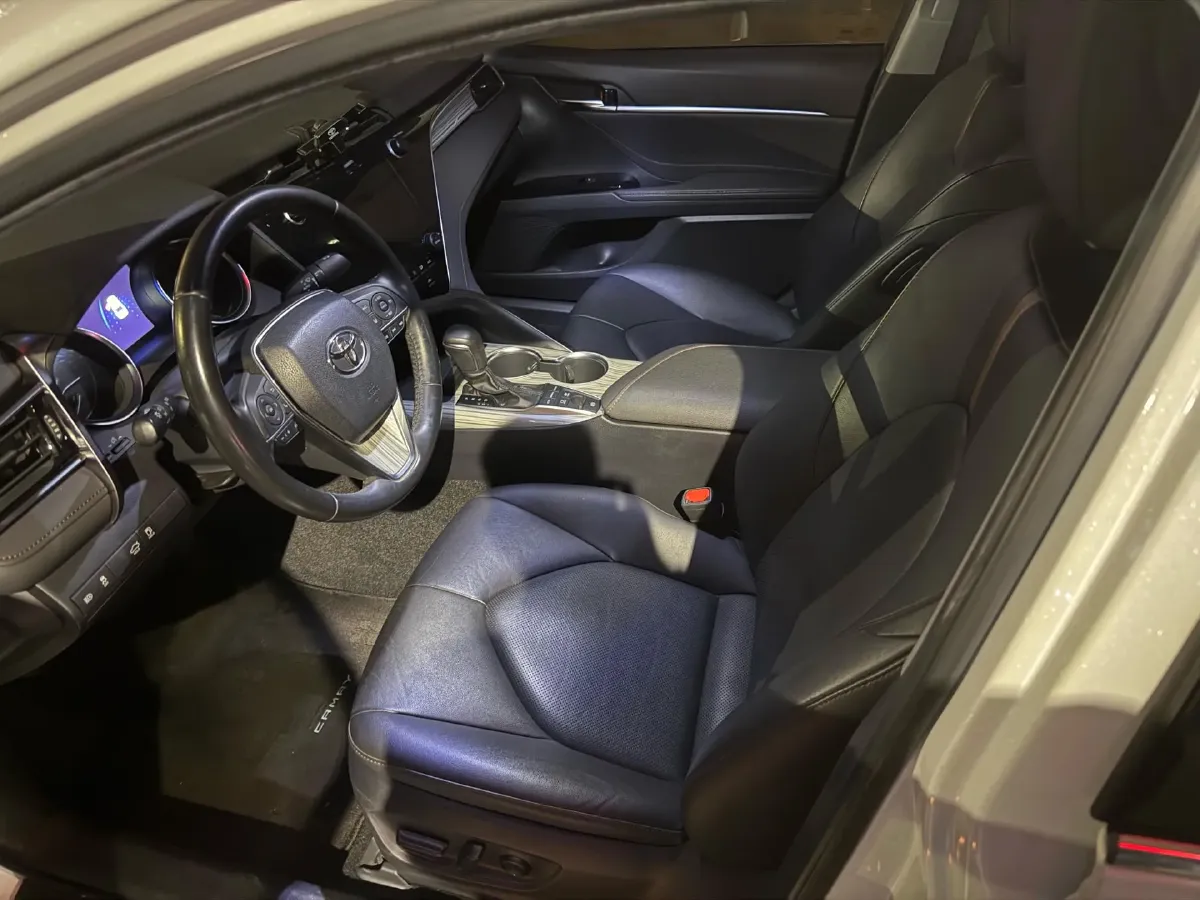 2019 Toyota Camry 2.5L 178HP L4 E-CVT Hybrid,autocango,china used car exporter,china ev exporter,chinese used car exporter,chinese used ev exporter