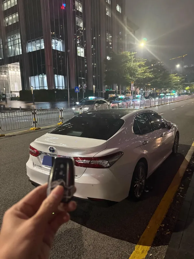 2019 Toyota Camry 2.5L 178HP L4 E-CVT Hybrid,autocango,china used car exporter,china ev exporter,chinese used car exporter,chinese used ev exporter