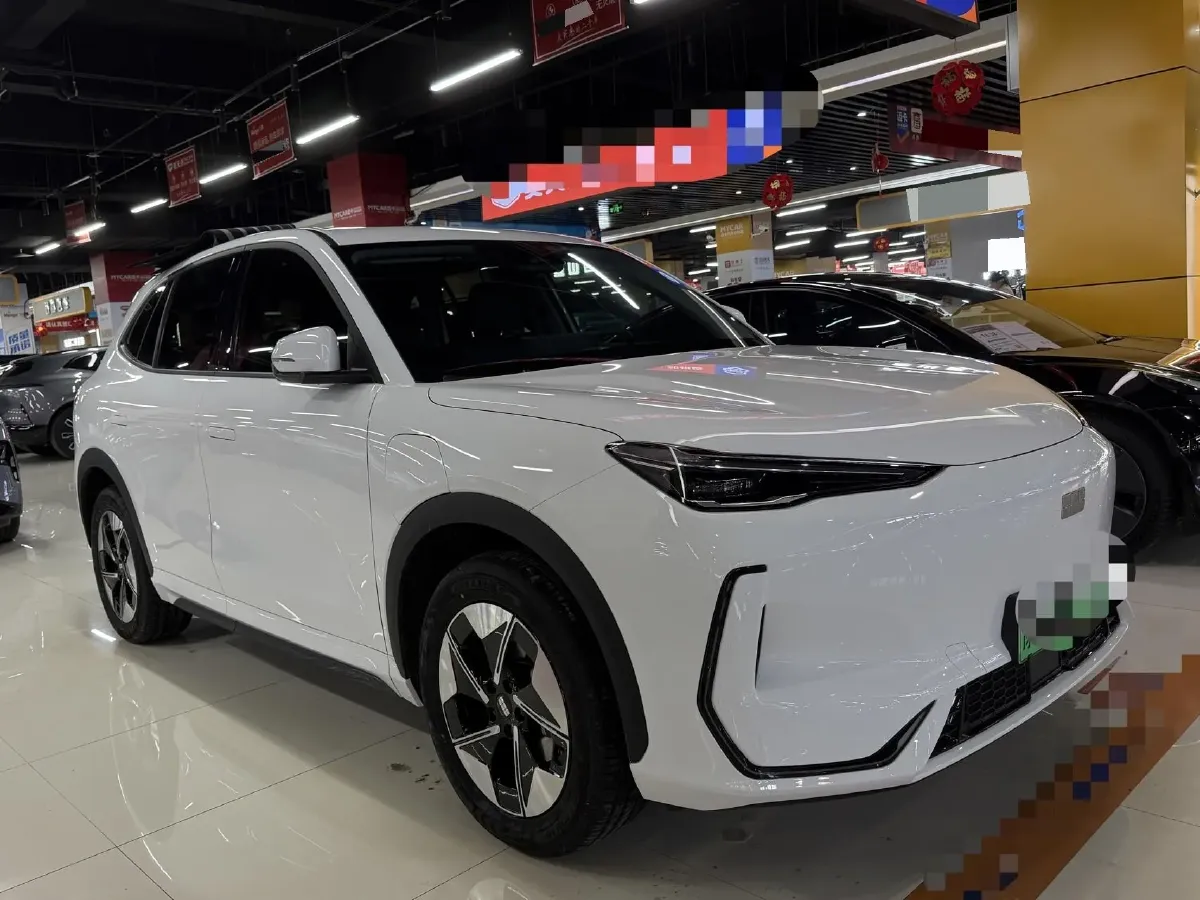 2024 Geely Emgrand L HiP 1.5T 181HP L4 3DHT PHEV 15.5KWH,autocango,china used car exporter,china ev exporter,chinese used car exporter,chinese used ev exporter