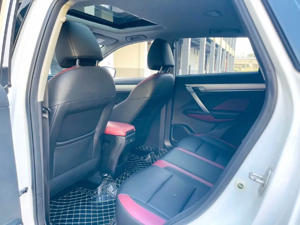 2021 Geely Coolray 1.4T 141HP L4 6DCT,autocango,china used car exporter,china ev exporter,chinese used car exporter,chinese used ev exporter