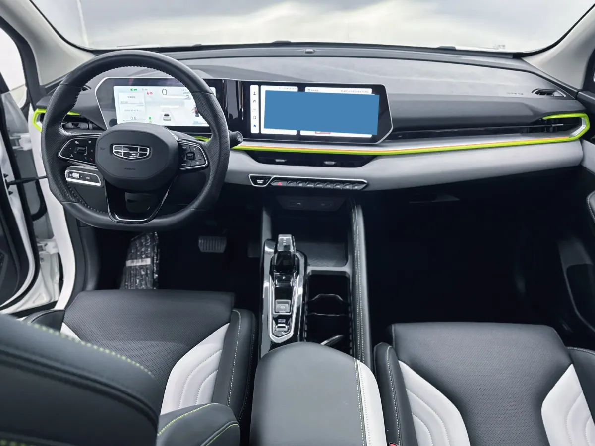 2022 Geely Coolray 1.5T 181HP L4 7DCT,autocango,china used car exporter,china ev exporter,chinese used car exporter,chinese used ev exporter