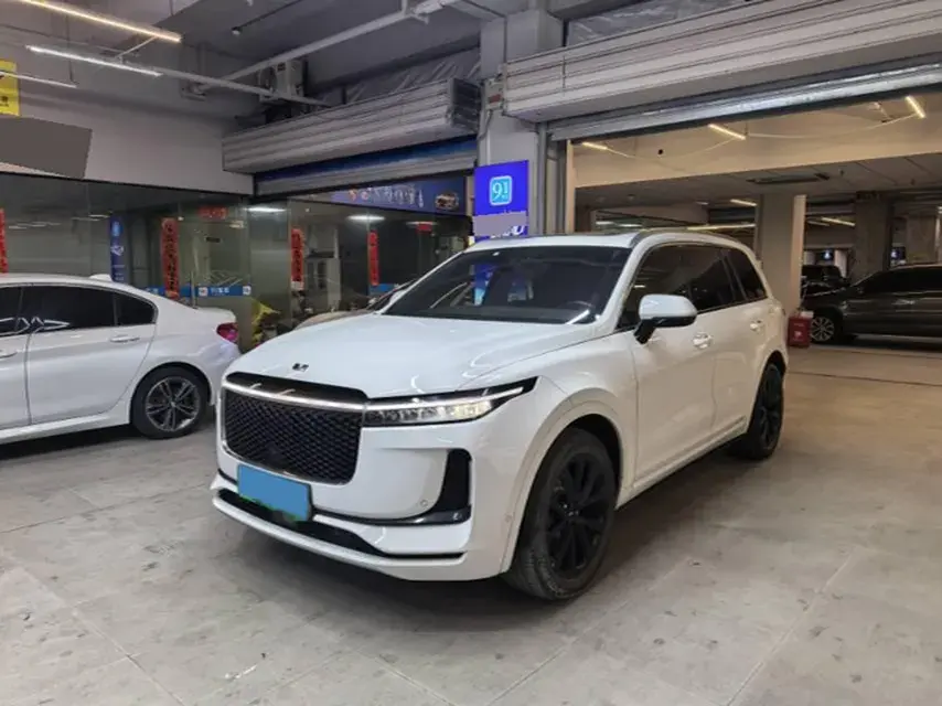 2020 Li ONE Range Extended 131HP REEV 40.5KWH