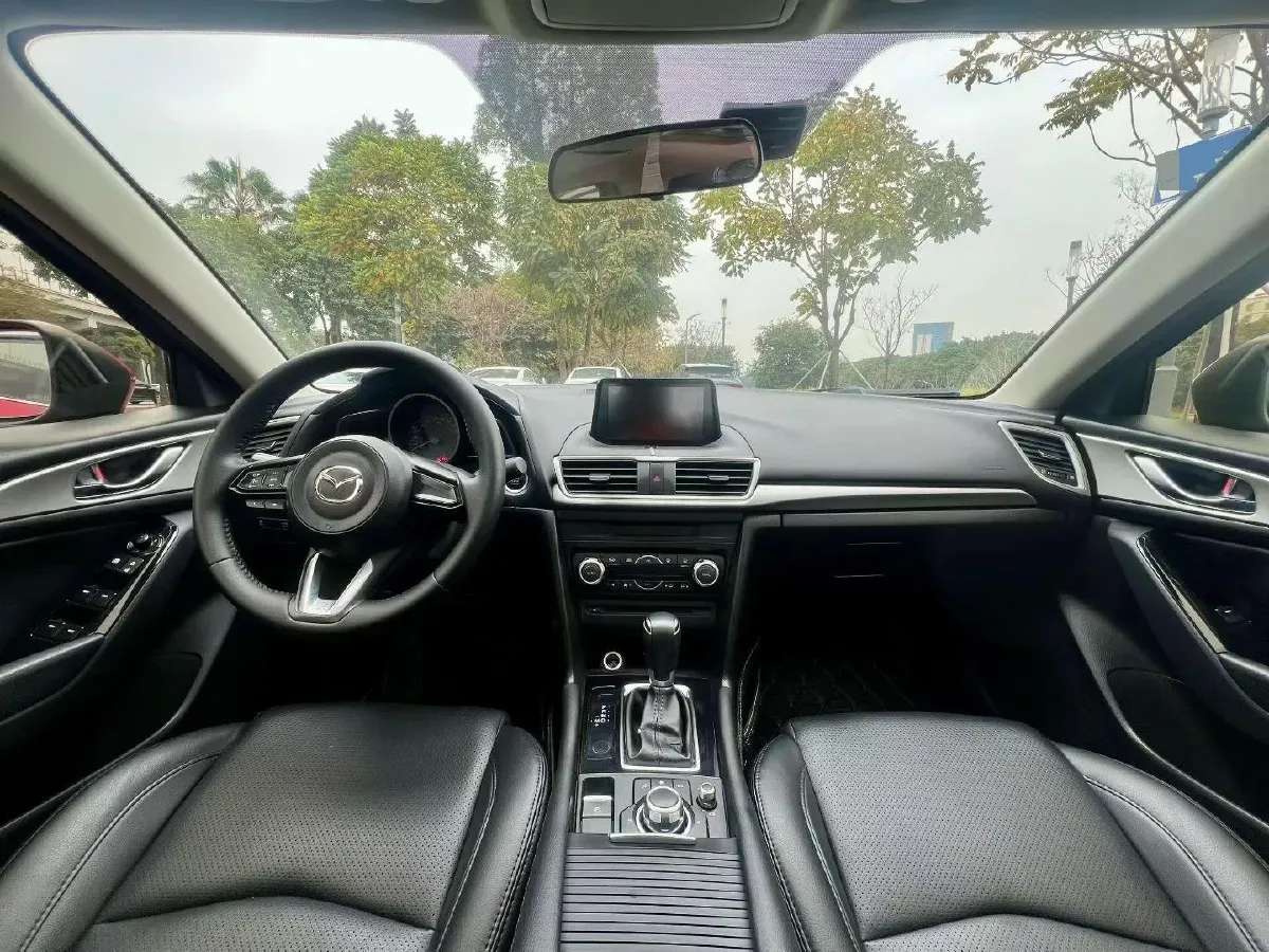 2017 Mazda 3 Axela 1.5L 117HP L4 6AT,autocango,china used car exporter,china ev exporter,chinese used car exporter,chinese used ev exporter