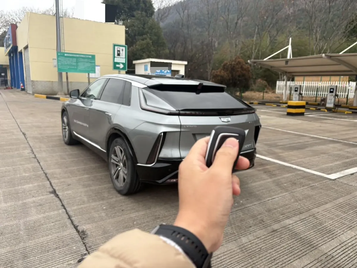 2022 Cadillac IQ Lyriq BEV 95.7KWH,autocango,china used car exporter,china ev exporter,chinese used car exporter,chinese used ev exporter