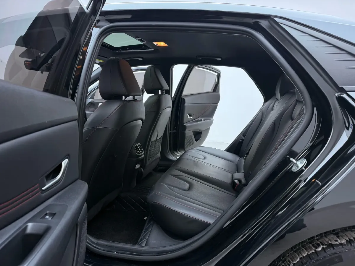 2022 Hyundai Elantra 1.5L 115HP L4 CVT,autocango,china used car exporter,china ev exporter,chinese used car exporter,chinese used ev exporter