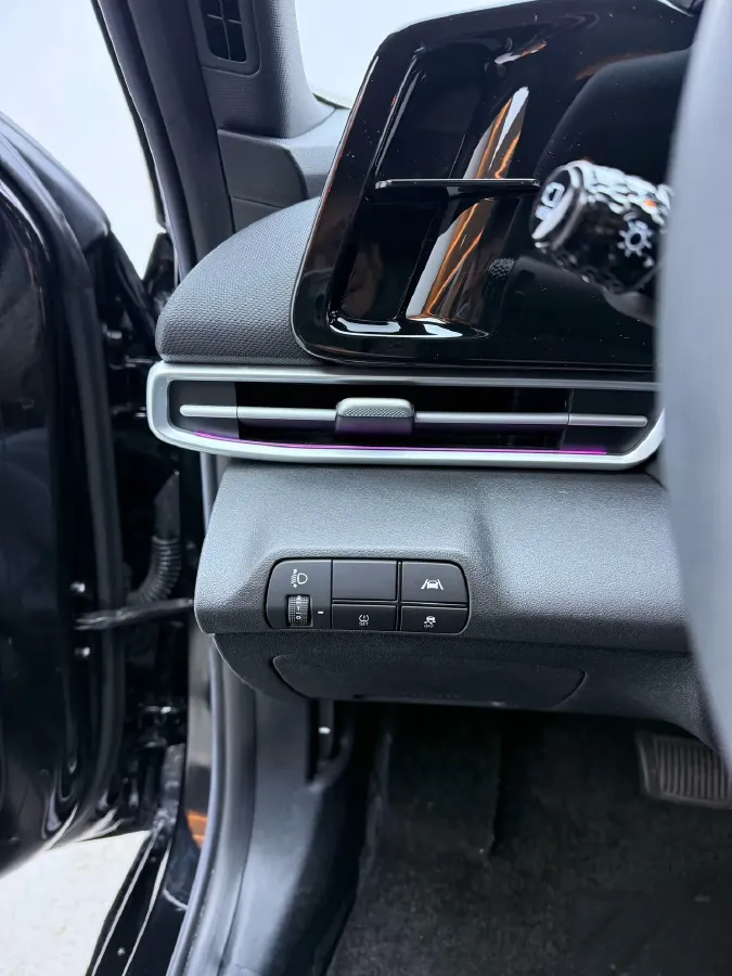 2022 Hyundai Elantra 1.5L 115HP L4 CVT,autocango,china used car exporter,china ev exporter,chinese used car exporter,chinese used ev exporter