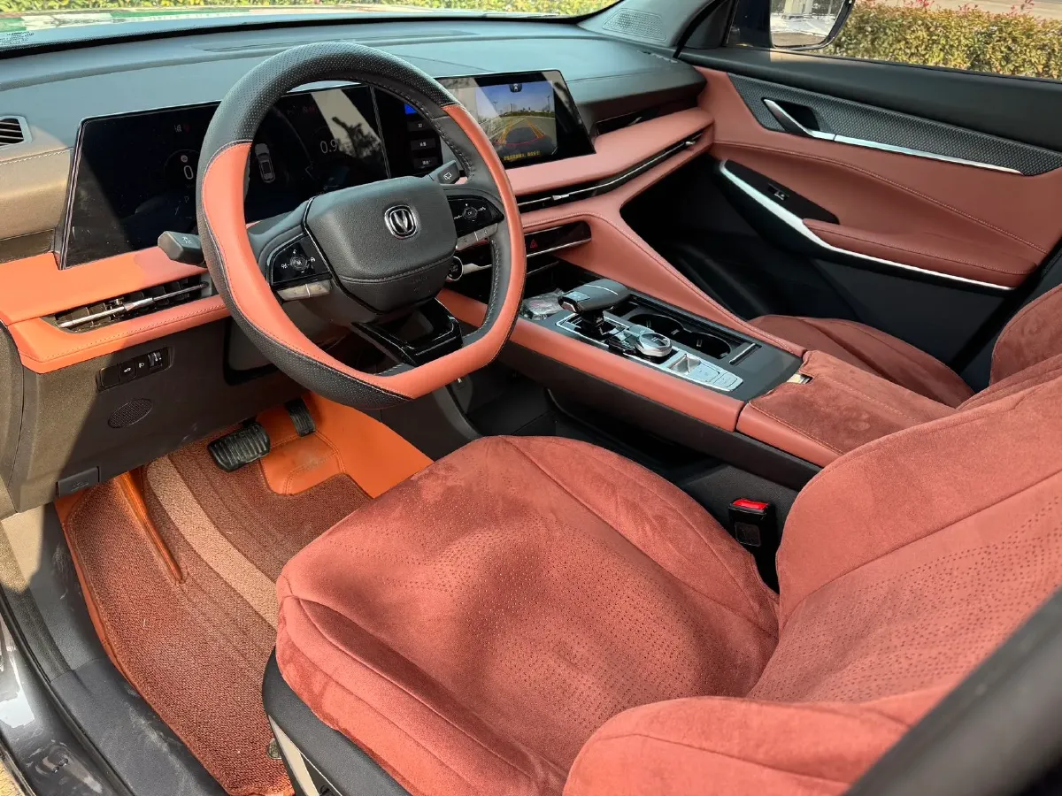 2025 ChangAn CS75 Plus 1.5T 188HP L4 8AT,autocango,china used car exporter,china ev exporter,chinese used car exporter,chinese used ev exporter