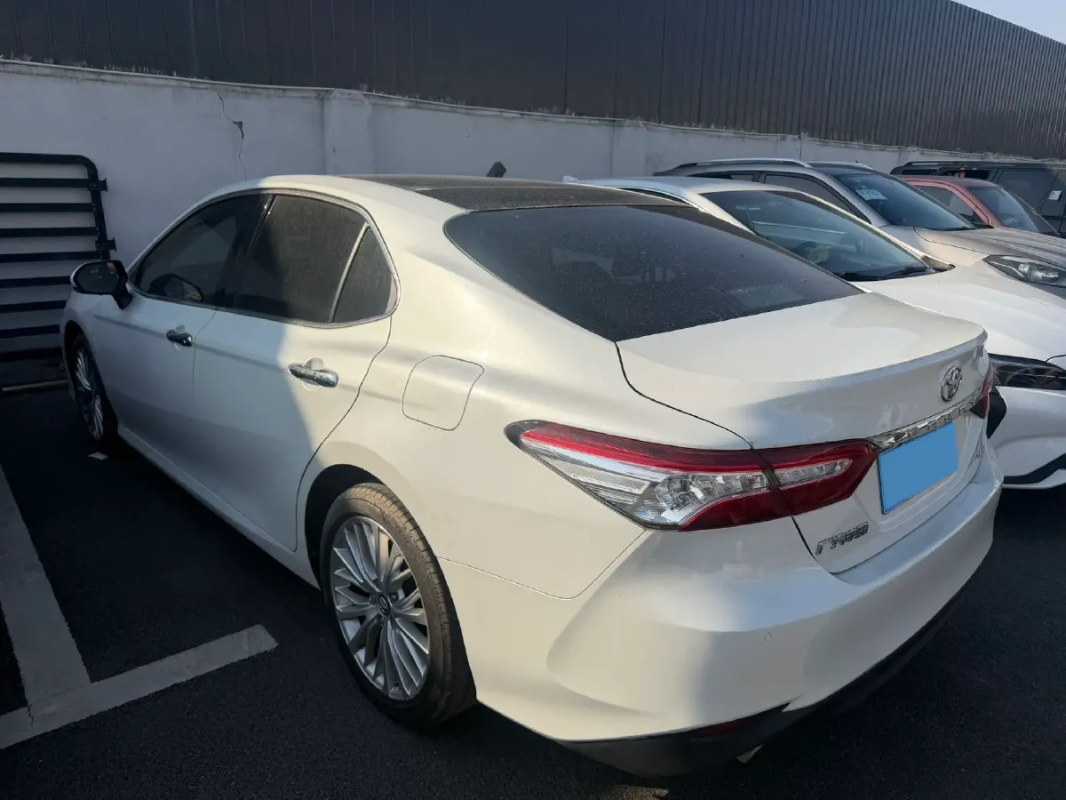 2019 Toyota Camry 2.5L 209HP L4 8AT,autocango,china used car exporter,china ev exporter,chinese used car exporter,chinese used ev exporter