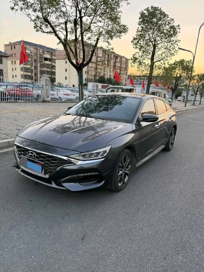 2019 Hyundai La Festa 1.6T 190HP L4 7DCT