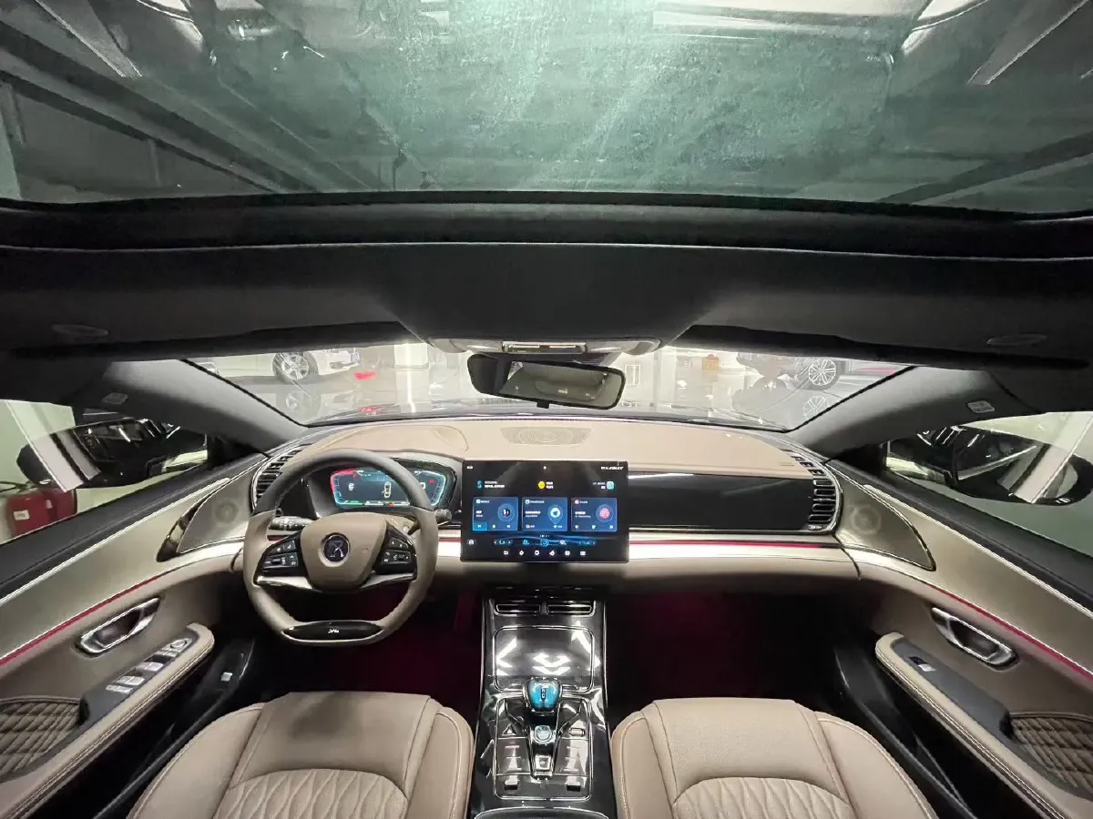 2023 BYD Han 1.5T 139HP L4 E-CVT PHEV 18.316KWH,autocango,china used car exporter,china ev exporter,chinese used car exporter,chinese used ev exporter