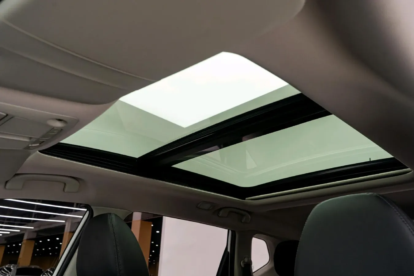 2022 Nissan X-Trail 2.0L 151HP L4 CVT,autocango,china used car exporter,china ev exporter,chinese used car exporter,chinese used ev exporter