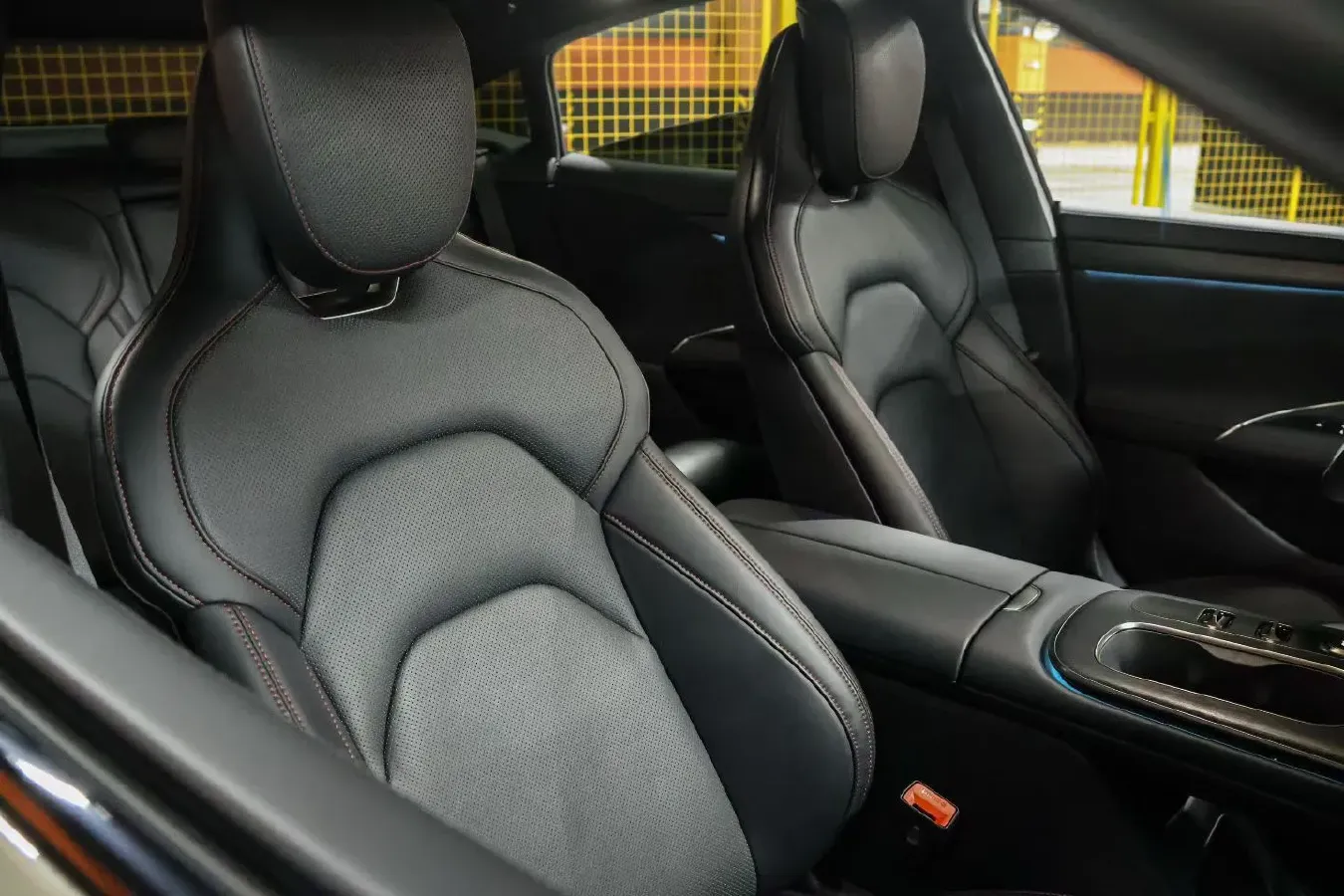 2024 MI SU7 BEV 94.3KWH,autocango,china used car exporter,china ev exporter,chinese used car exporter,chinese used ev exporter