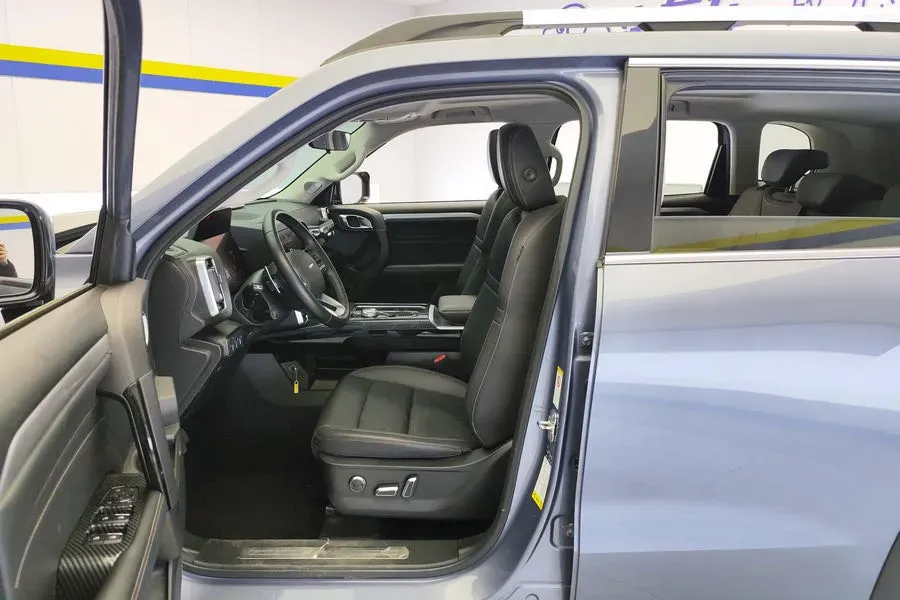 2021 Haval Dargo 2.0T 211HP L4 7DCT,autocango,china used car exporter,china ev exporter,chinese used car exporter,chinese used ev exporter