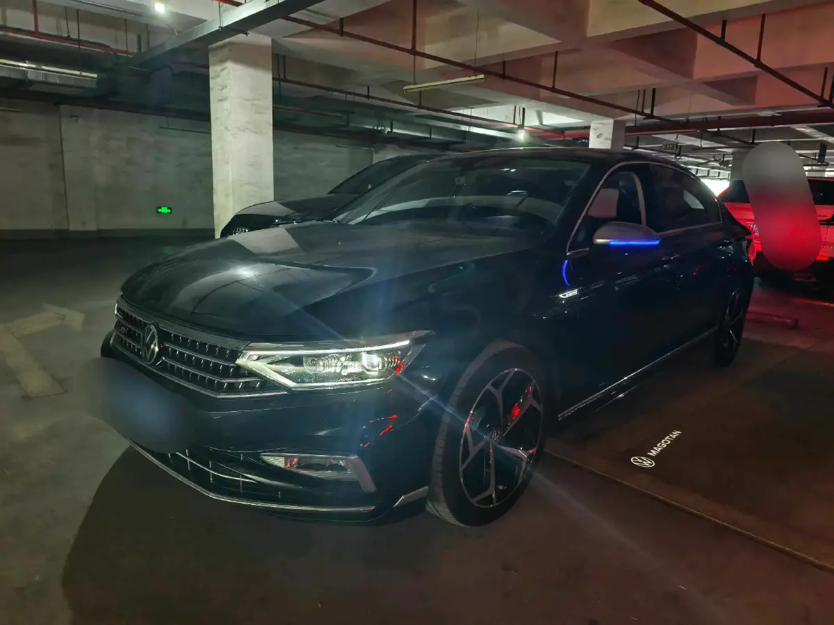 2023 Volkswagen Magotan 2.0T 186HP L4 7DCT