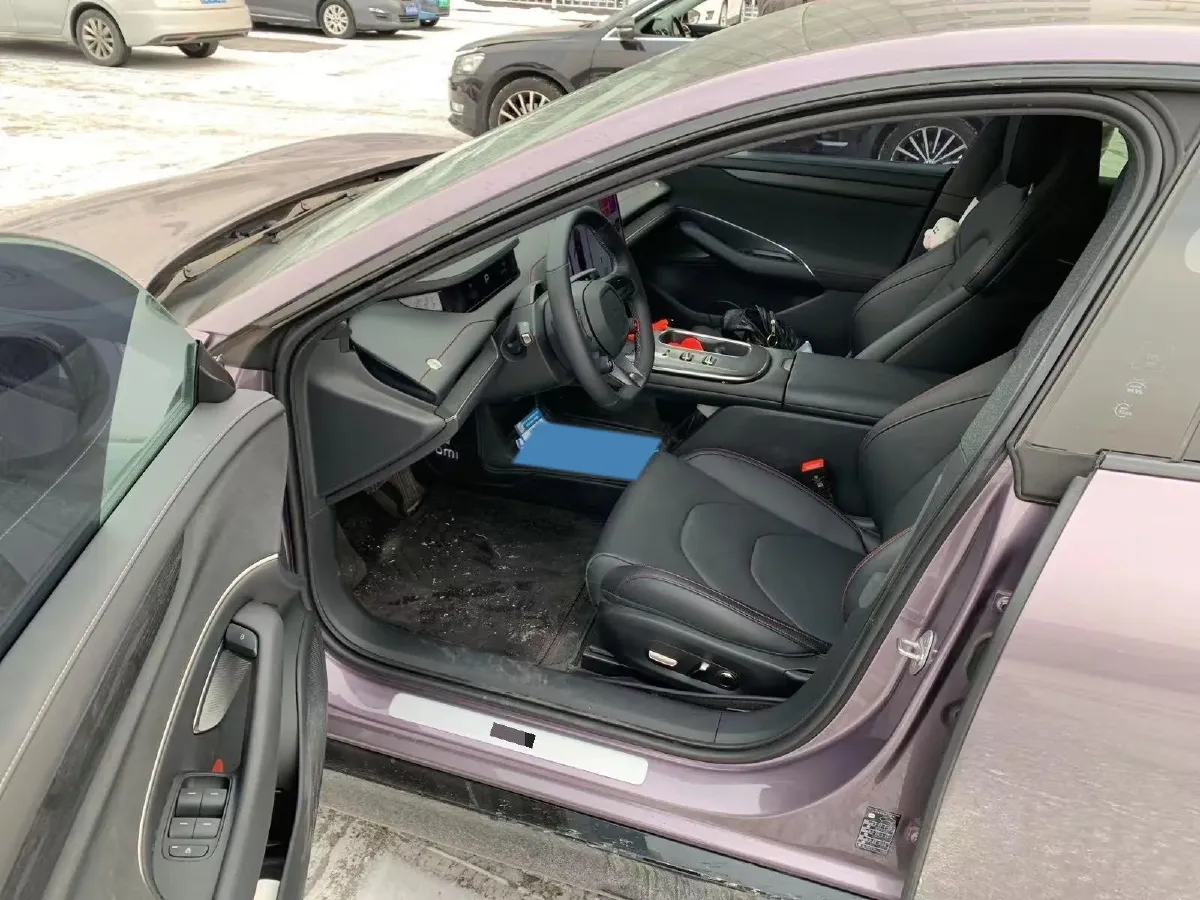 2024 MI SU7 BEV 73.6KWH,autocango,china used car exporter,china ev exporter,chinese used car exporter,chinese used ev exporter