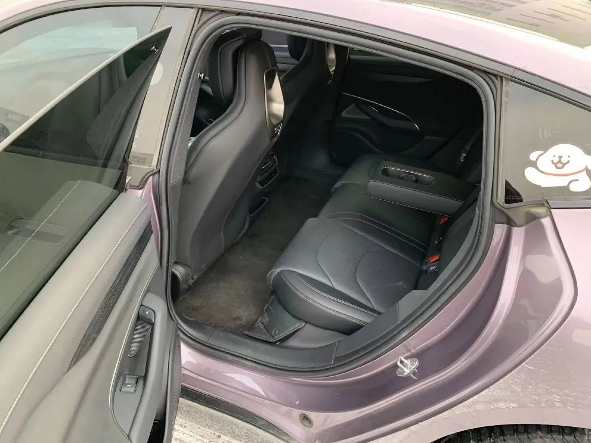 2024 MI SU7 BEV 73.6KWH,autocango,china used car exporter,china ev exporter,chinese used car exporter,chinese used ev exporter