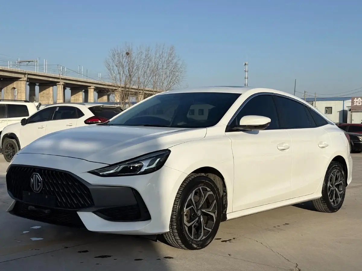 2023 MG 5 1.5L 129HP L4 5MT