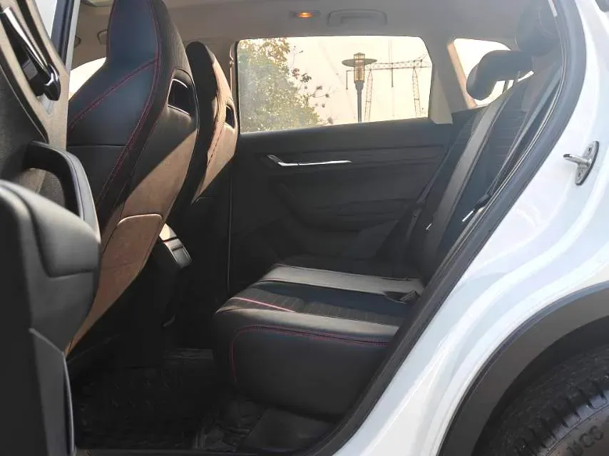 2020 Skoda Kamiq 1.2T 116HP L4 7DCT,autocango,china used car exporter,china ev exporter,chinese used car exporter,chinese used ev exporter