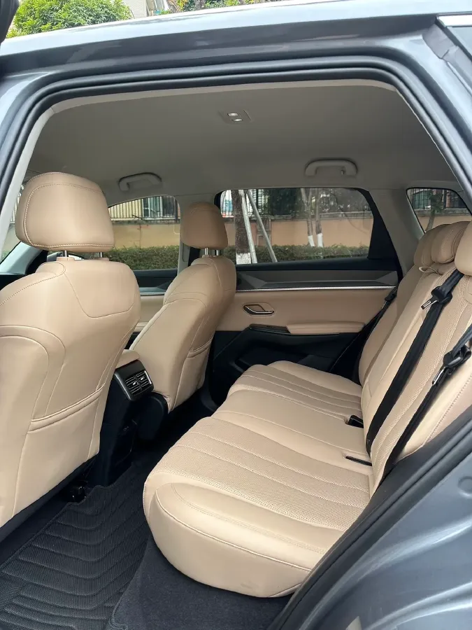 2025 BYD Song Pro 1.5L 101HP L4 E-CVT PHEV 12.9KWH,autocango,china used car exporter,china ev exporter,chinese used car exporter,chinese used ev exporter