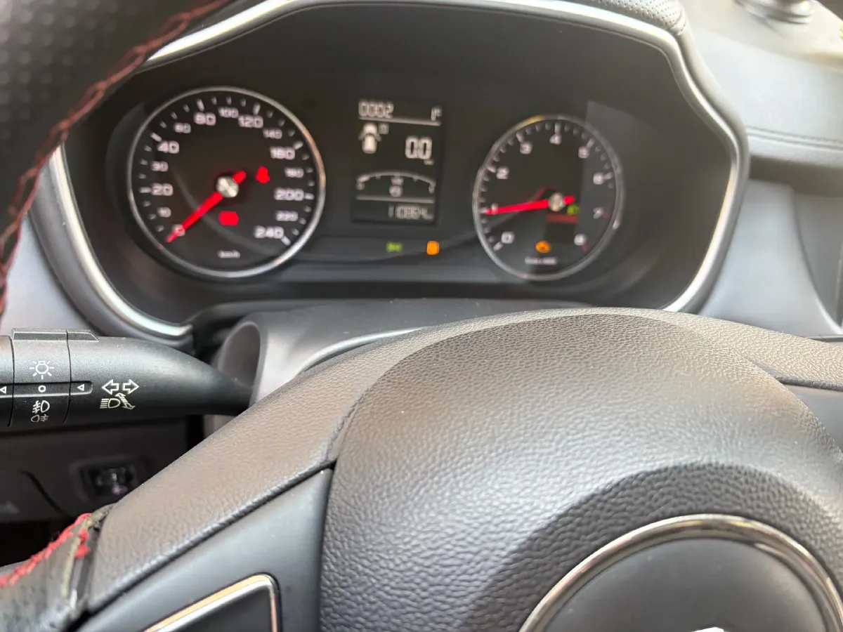 2019 MG HS 1.5T 169HP L4 6MT,autocango,china used car exporter,china ev exporter,chinese used car exporter,chinese used ev exporter