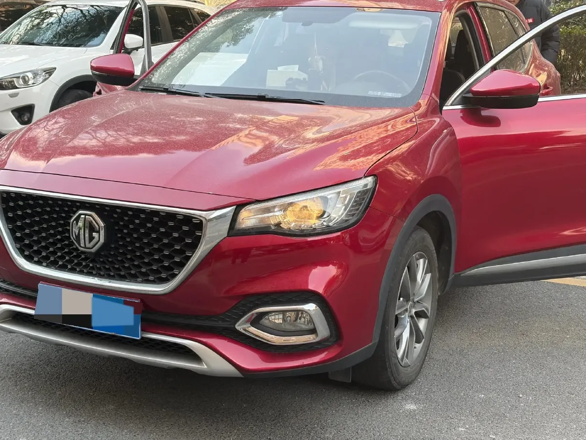 2019 MG HS 1.5T 169HP L4 6MT,autocango,china used car exporter,china ev exporter,chinese used car exporter,chinese used ev exporter