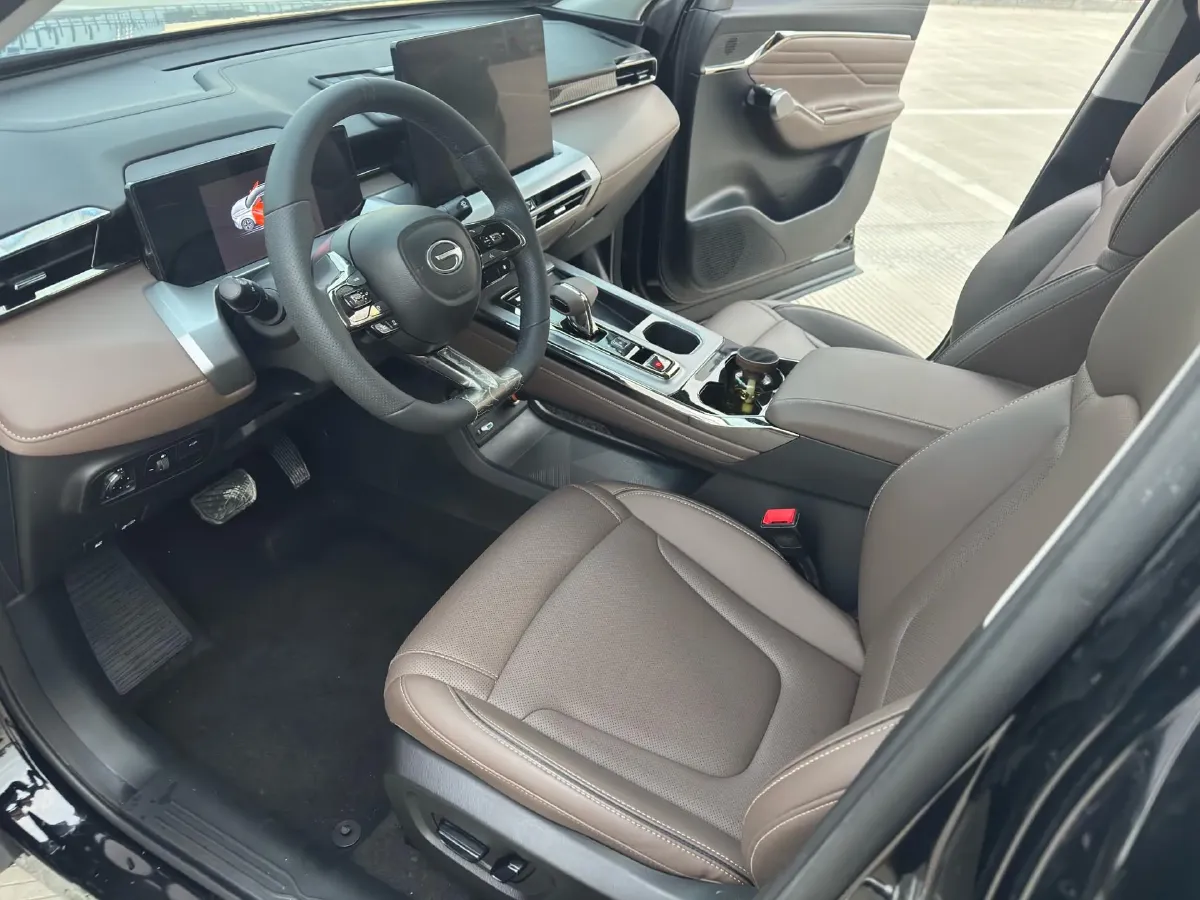 2024 GAC Trumpchi GS4 1.5T 177HP L4 7DCT,autocango,china used car exporter,china ev exporter,chinese used car exporter,chinese used ev exporter