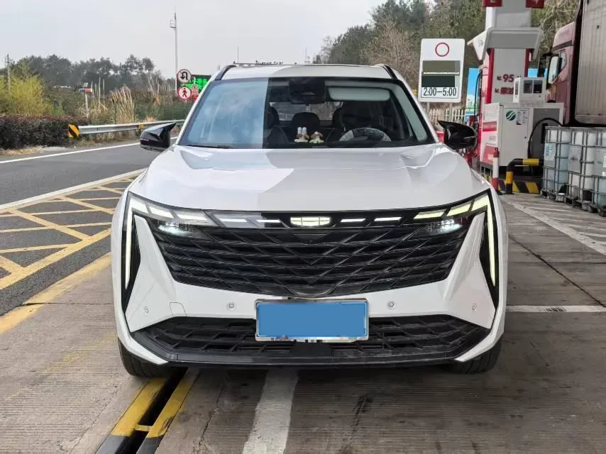 2023 Geely StarRay 1.5T 181HP L4 7DCT,autocango,china used car exporter,china ev exporter,chinese used car exporter,chinese used ev exporter