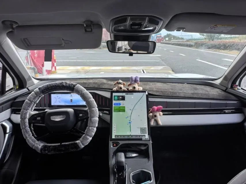 2023 Geely StarRay 1.5T 181HP L4 7DCT,autocango,china used car exporter,china ev exporter,chinese used car exporter,chinese used ev exporter