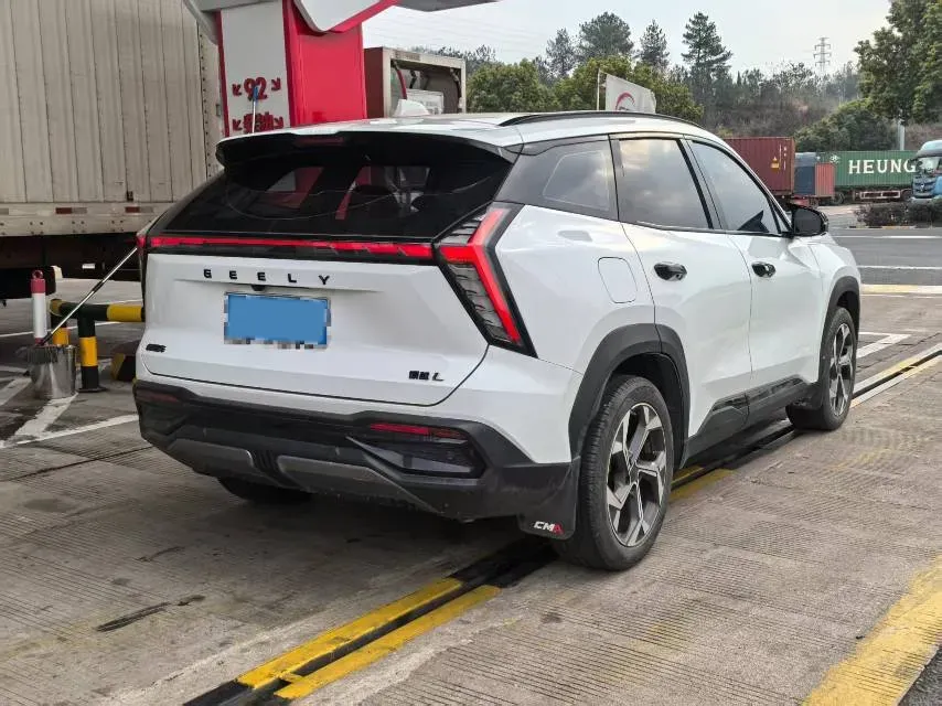 2023 Geely StarRay 1.5T 181HP L4 7DCT,autocango,china used car exporter,china ev exporter,chinese used car exporter,chinese used ev exporter