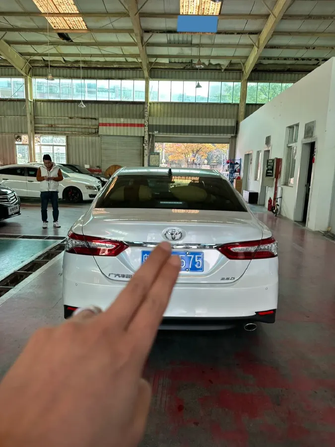 2021 Toyota Camry 2.5L 209HP L4 8AT,autocango,china used car exporter,china ev exporter,chinese used car exporter,chinese used ev exporter