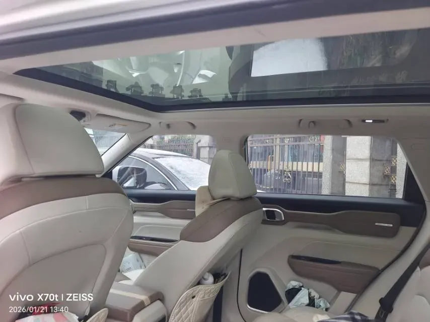 2022 Geely ICON 1.5T 177HP L3 6AT,autocango,china used car exporter,china ev exporter,chinese used car exporter,chinese used ev exporter