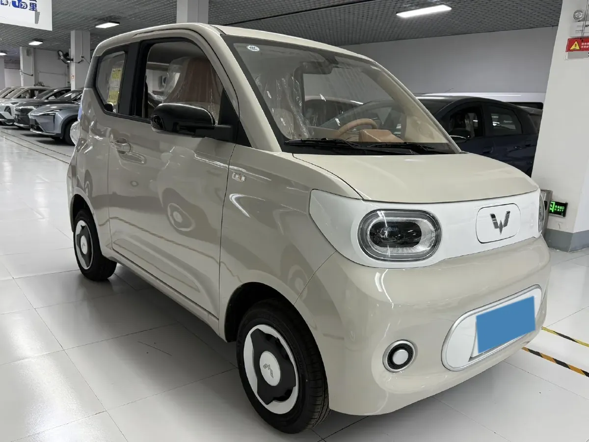 2024 WuLing HongGuang MINI EV BEV 17.3KWH,autocango,china used car exporter,china ev exporter,chinese used car exporter,chinese used ev exporter
