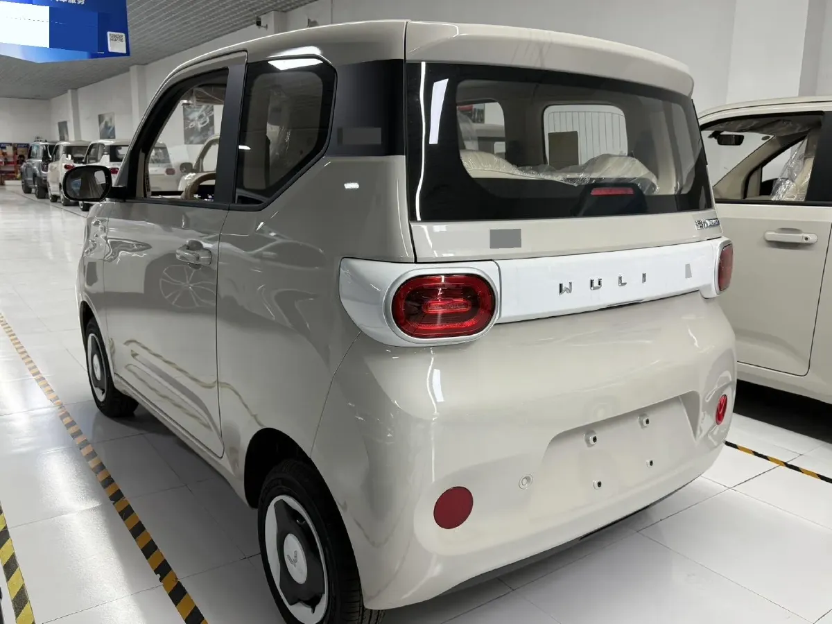 2024 WuLing HongGuang MINI EV BEV 17.3KWH,autocango,china used car exporter,china ev exporter,chinese used car exporter,chinese used ev exporter