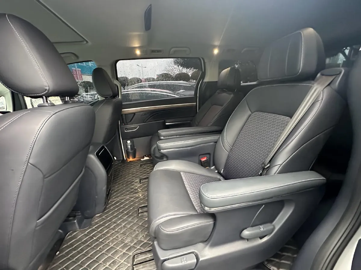 2024 GAC Trumpchi M8 2.0T 252HP L4 8AT,autocango,china used car exporter,china ev exporter,chinese used car exporter,chinese used ev exporter